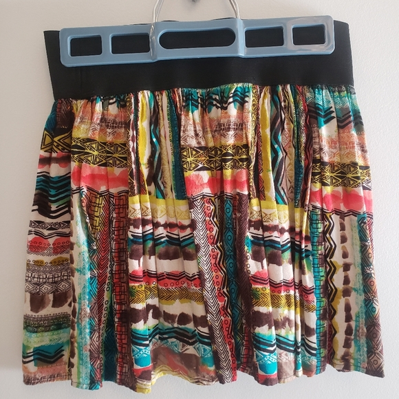 Skirt - Picture 1 of 2